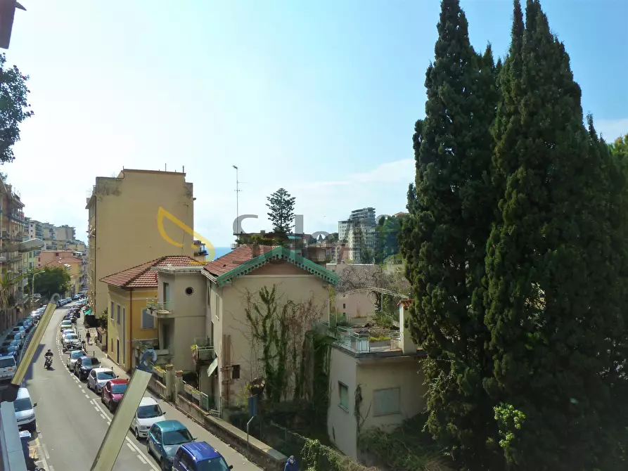 Immagine 23 di Trilocale in affitto  in Via Martiri della Libertà 472 a San Remo