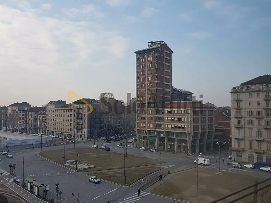 Immagine 1 di Bilocale in affitto  in Piazza Statuto a Torino