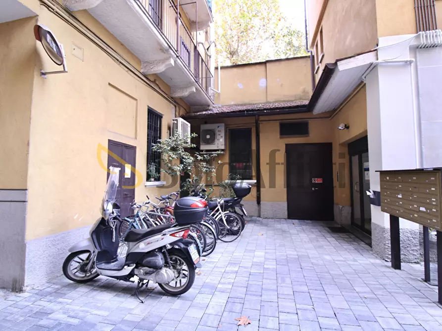 Immagine 11 di Monolocale in affitto  in Viale Monza 37 a Milano