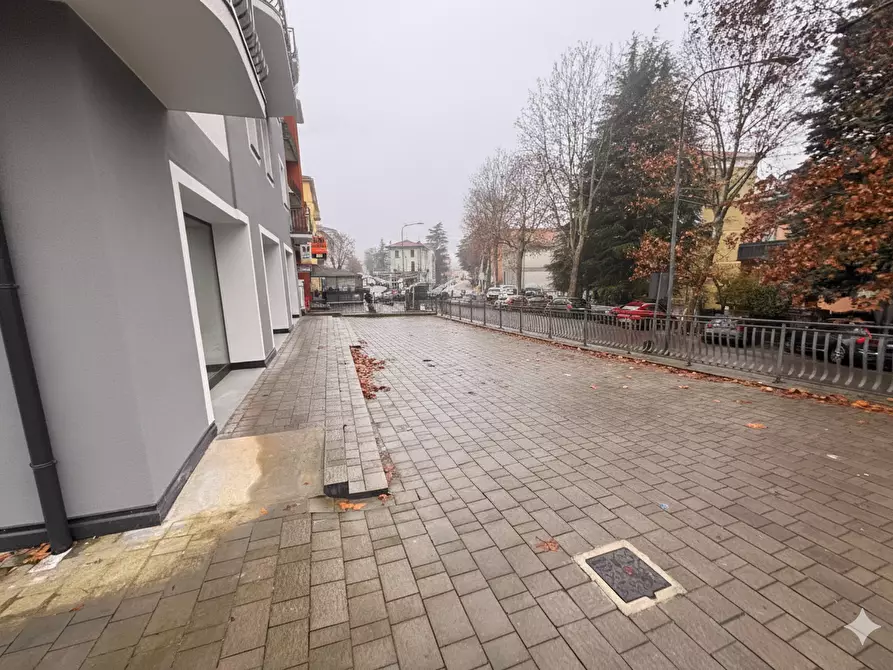 Immagine 3 di Locale commerciale in vendita  in Via XXIV Maggio 25 a Fornovo Di Taro