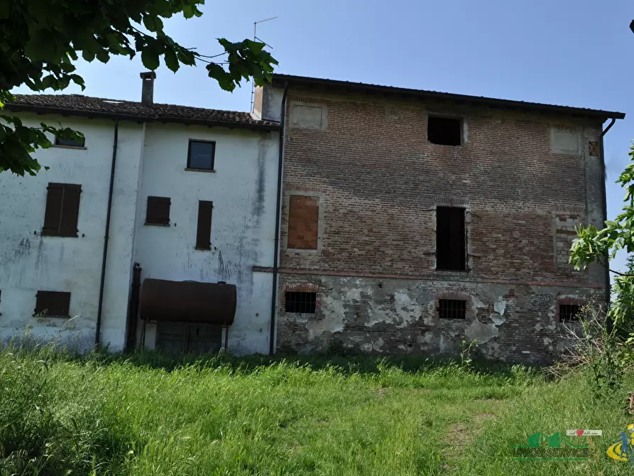 Immagine 16 di Rustico / casale in vendita  in Frazione Borgonovo 29 a Sissa Trecasali