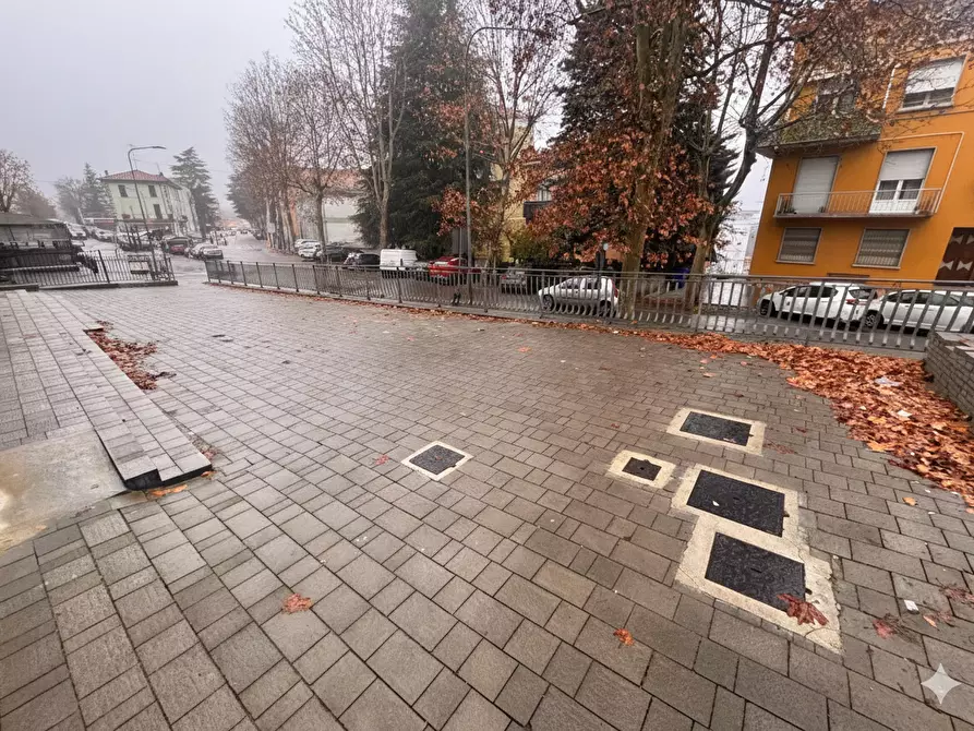 Immagine 13 di Locale commerciale in vendita  in Via XXIV Maggio 25 a Fornovo Di Taro