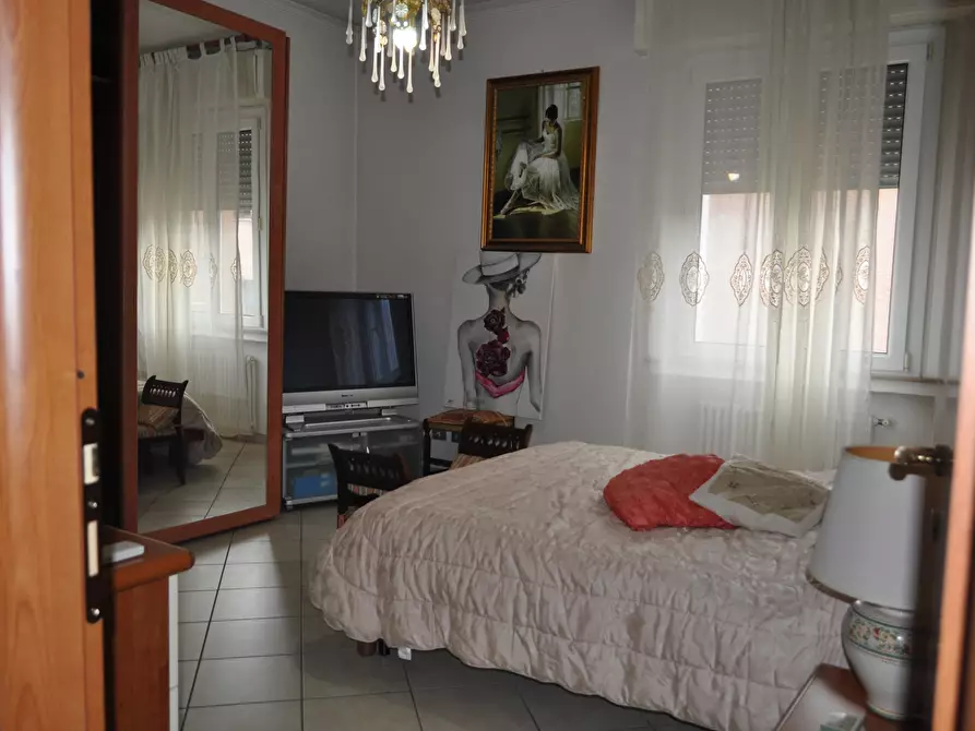 Immagine 11 di Trilocale in vendita  in Via Volturno 9 a Parma