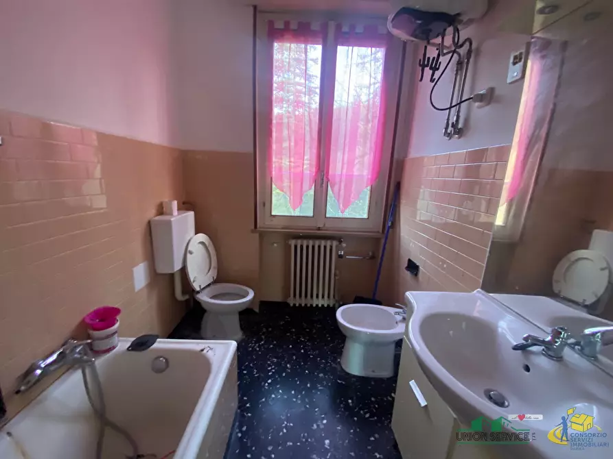 Immagine 14 di Bilocale in vendita  in Via Partigiani D'Italia 7 a Fornovo Di Taro