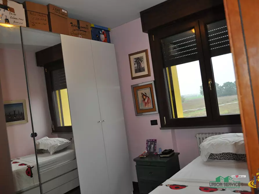 Immagine 57 di Quadrilocale in vendita  in Via Bertolotta 9 a Sissa Trecasali