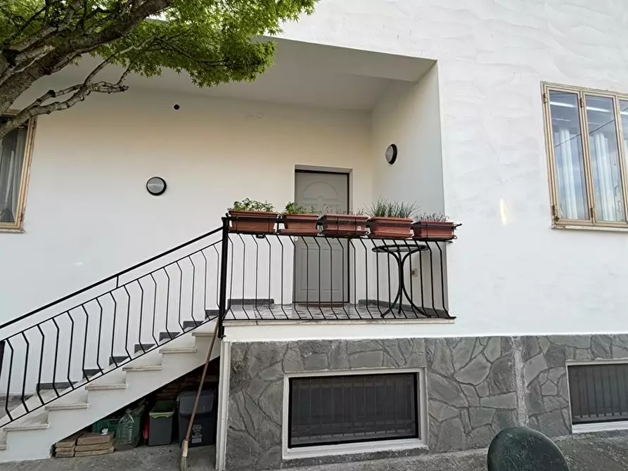 Immagine 5 di Casa trifamiliare in vendita  in Via Torino a Collecchio