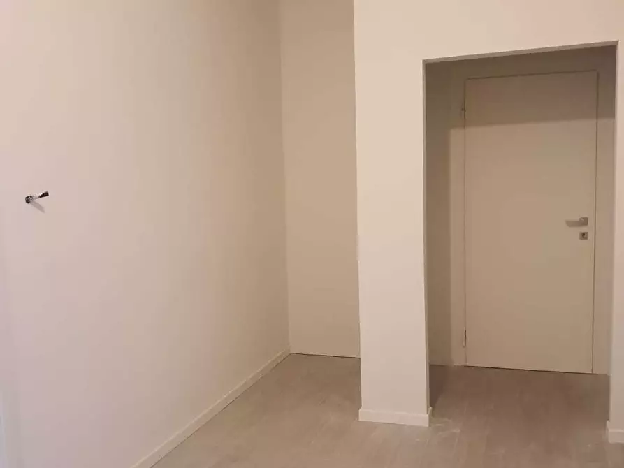 Immagine 10 di Trilocale in vendita  in via solari 25 a Parma