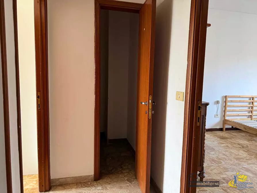 Immagine 12 di Quadrilocale in vendita  in Via Augusto Migliavacca 5 a Parma