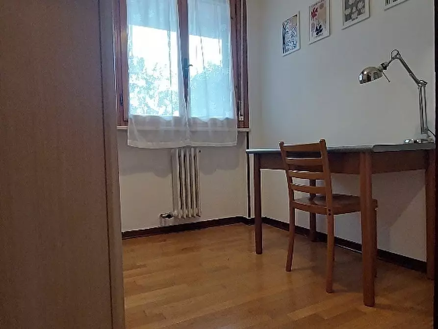 Immagine 15 di Quadrilocale in affitto  a Parma