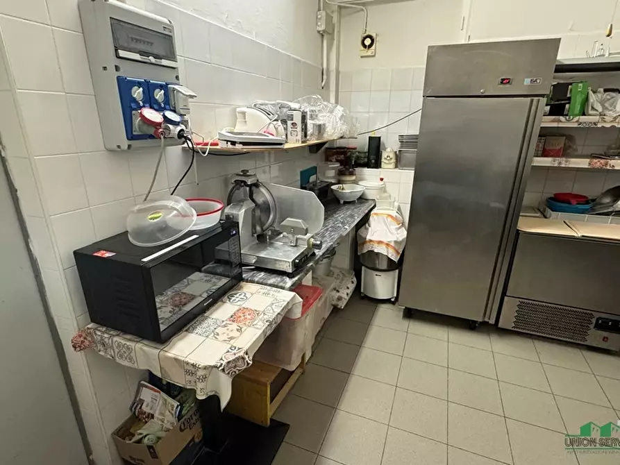 Immagine 33 di Bar / Ristorante in vendita  in Via La Spezia 32 a Collecchio