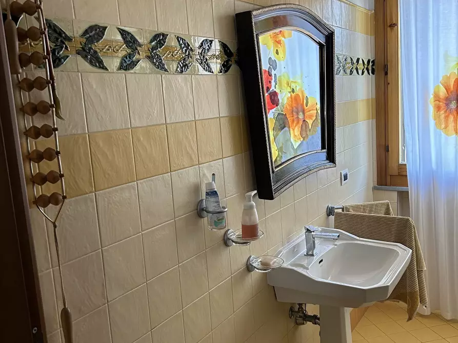 Immagine 20 di Trilocale in vendita  in Via Della Commenda 6 a Noceto