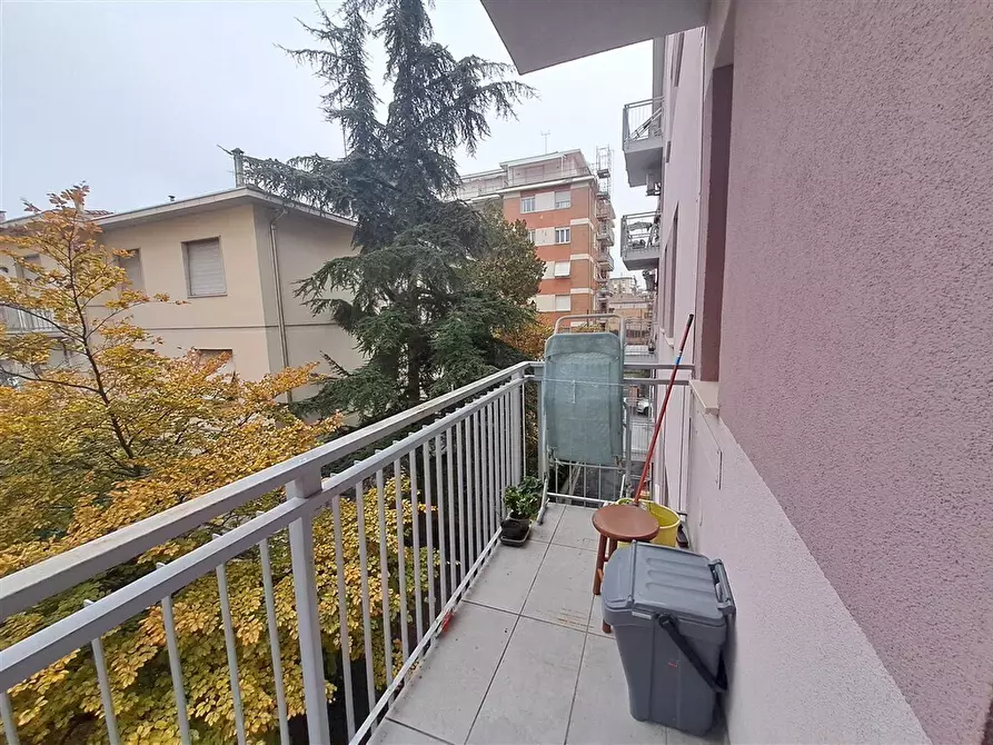 Immagine 10 di Trilocale in vendita  in Via Giorgio Compiani a Parma