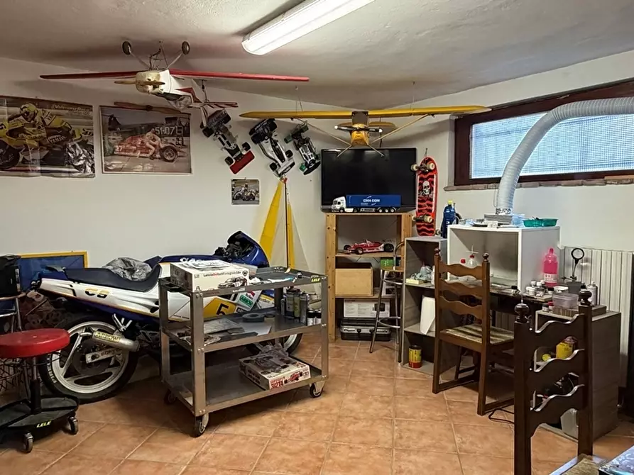 Immagine 47 di Casa trifamiliare in vendita  in Via Torino a Collecchio