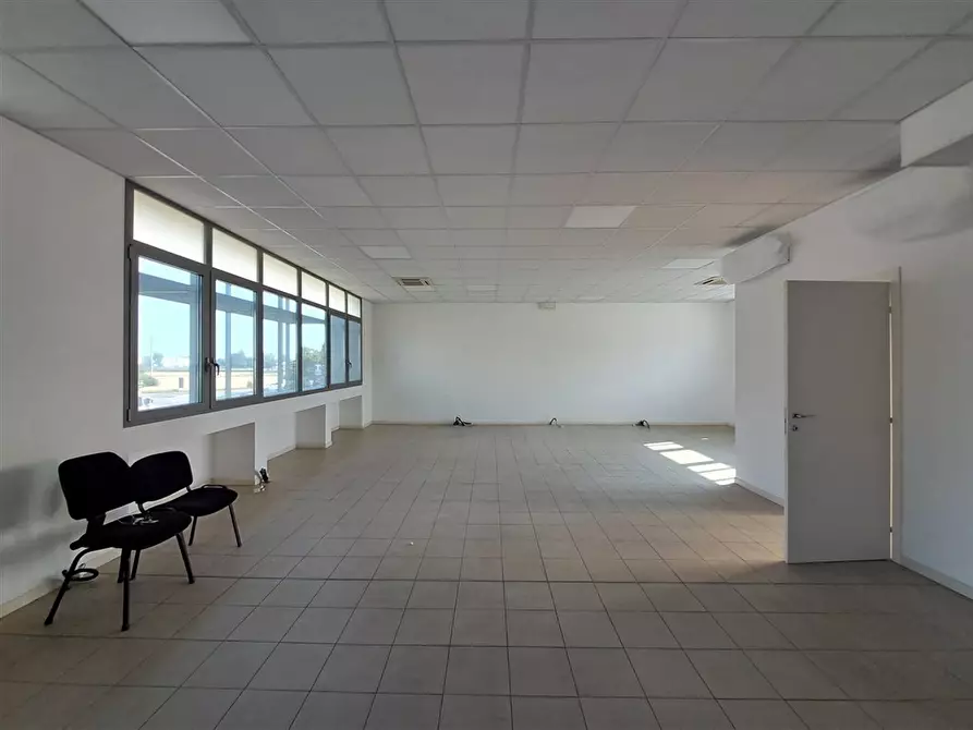 Immagine 1 di Ufficio in affitto  in Via Mario Fantelli 12 a Parma