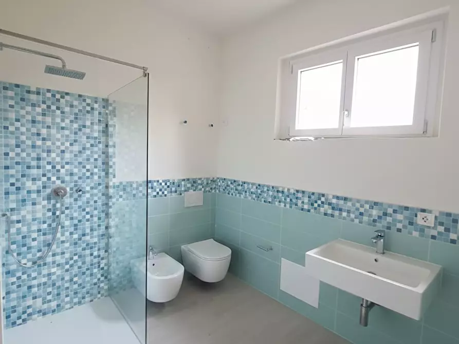 Immagine 15 di Bilocale in vendita  in VIA SOLARI a Parma