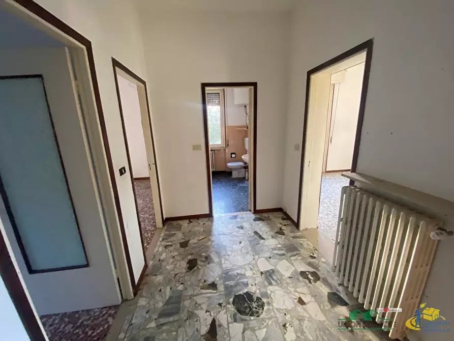 Immagine 6 di Trilocale in vendita  in Via Partigiani D'Italia 7 a Fornovo Di Taro