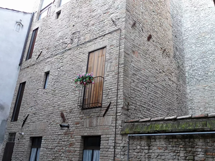 Immagine 22 di Bilocale in affitto  in Borgo Naviglio 6 a Parma