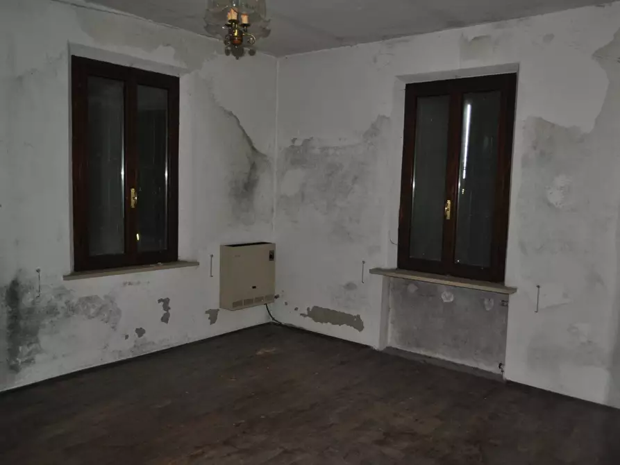 Immagine 11 di Rustico / casale in vendita  in San Quirico a Sissa Trecasali