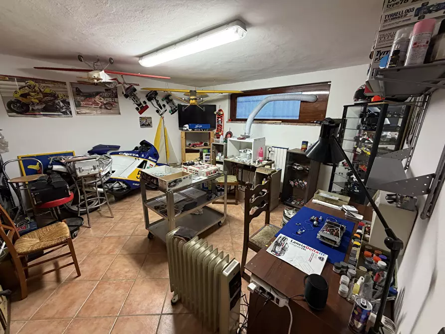 Immagine 43 di Trilocale in vendita  in Via Torino a Collecchio