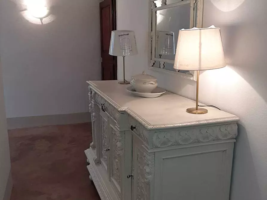 Immagine 15 di Bilocale in vendita  in Strada Luigi Carlo Farini a Parma