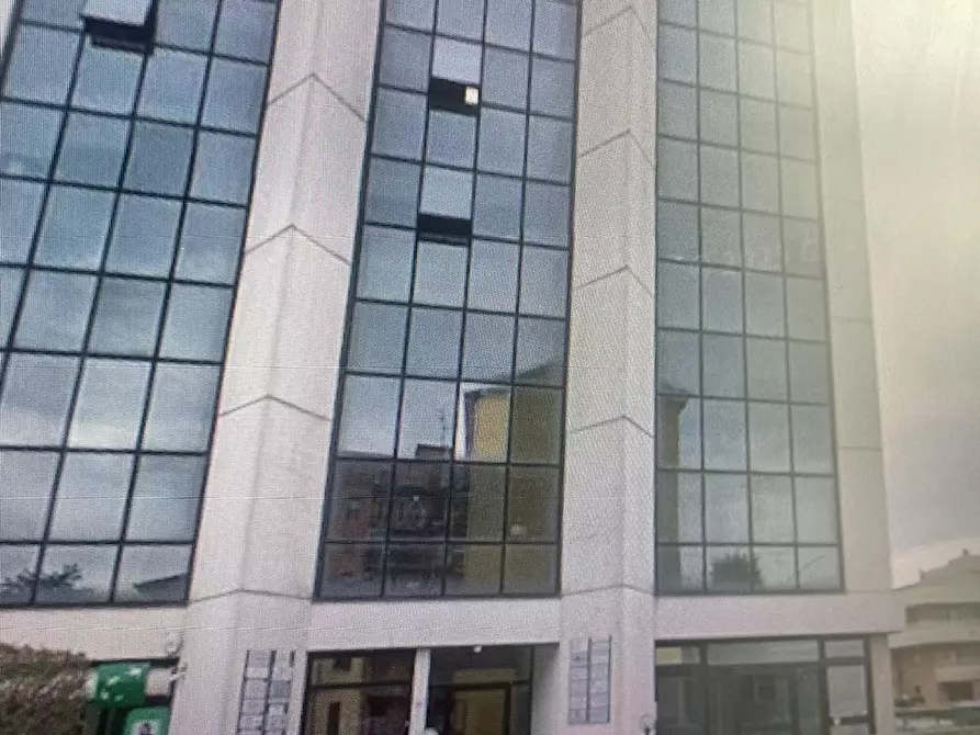 Immagine 2 di Ufficio in affitto  in Via Emilia Est a Parma