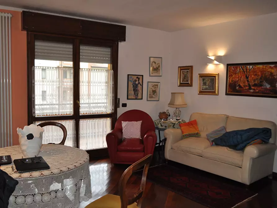 Immagine 14 di Trilocale in vendita  in Via Ulivi 24 a Collecchio