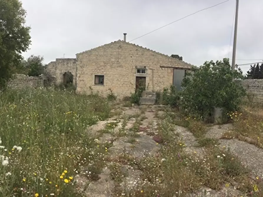 Immagine 11 di Rustico / casale in vendita  a Modica
