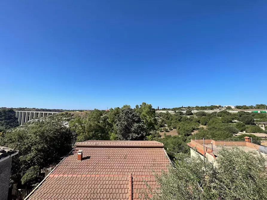 Immagine 27 di Casa bifamiliare in vendita  in Contrada Dente Crocicchia 9 a Modica