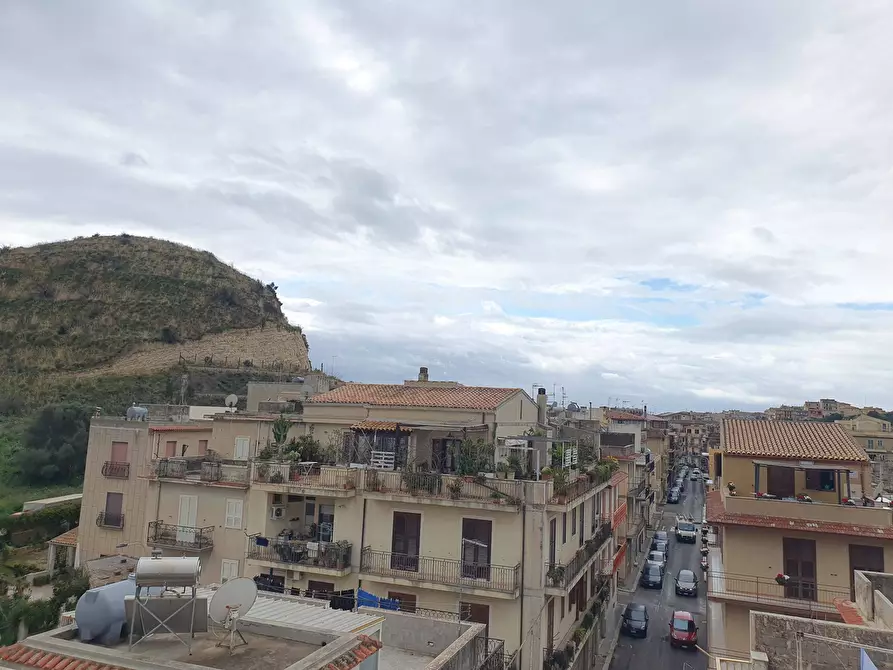 Immagine 14 di Appartamento in vendita  a Scicli