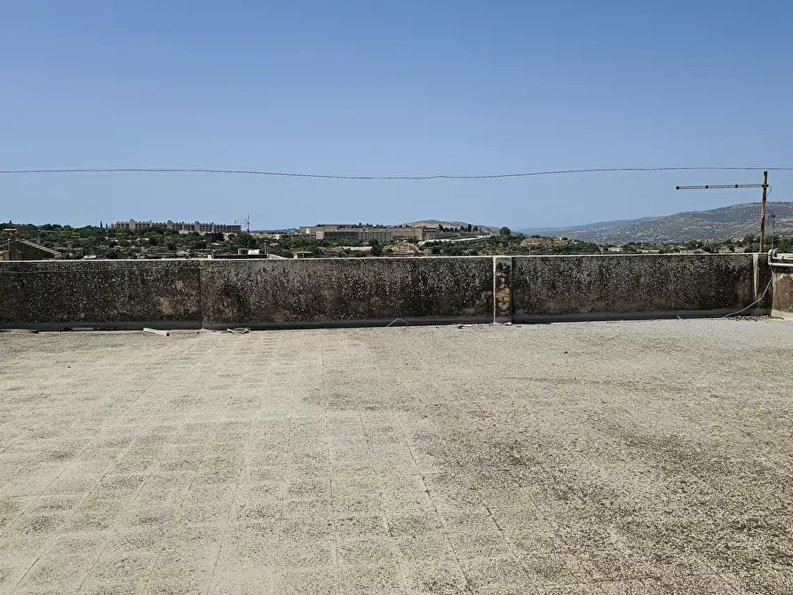 Immagine 16 di Appartamento in vendita  in Via Liguria 16/1 a Modica