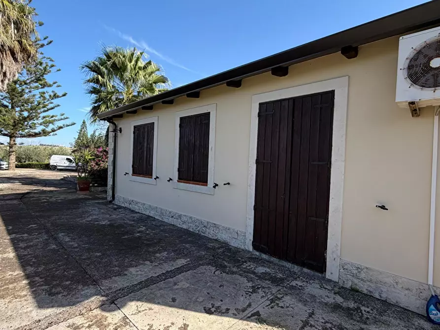 Immagine 6 di Villa in vendita  in Via del Giglio a Ispica