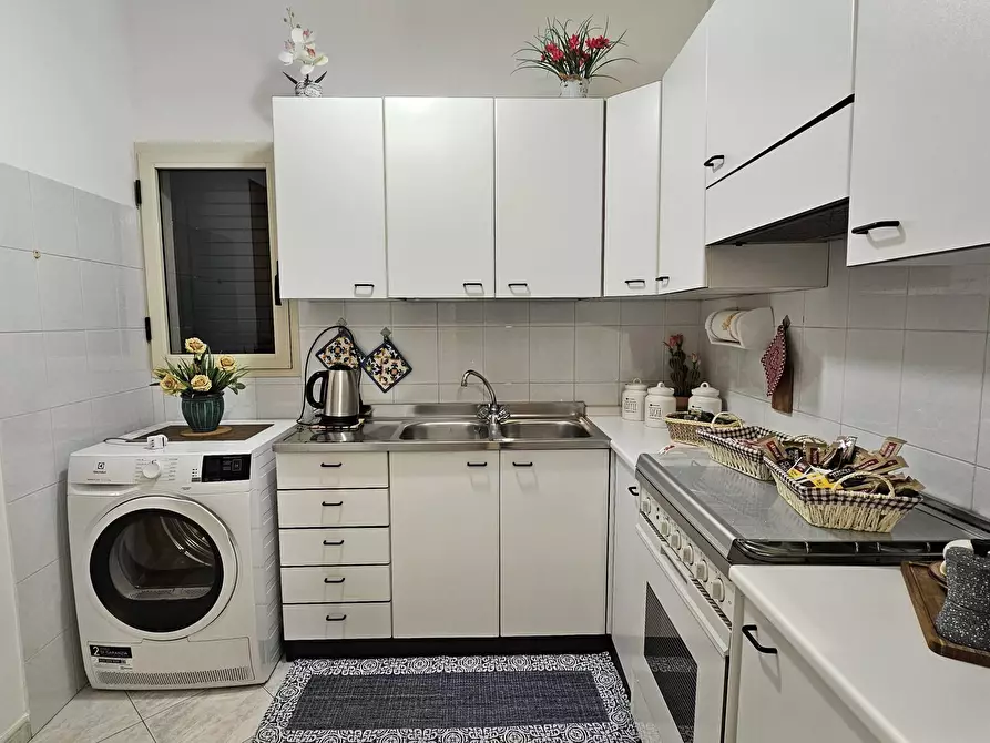 Immagine 5 di Casa indipendente in vendita  in Via Nazionale 8686 a Modica