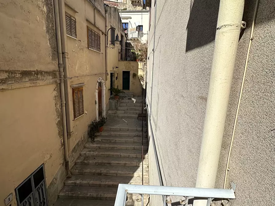 Immagine 16 di Appartamento in vendita  in VIA CARLO PAPA 26 a Modica