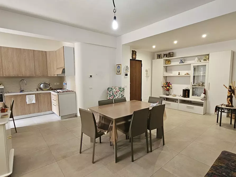 Immagine 2 di Appartamento in vendita  in Via Enrico Berlinguer a Scicli