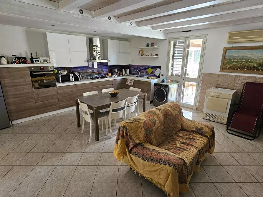 Immagine 8 di Porzione di casa in vendita  a Scicli