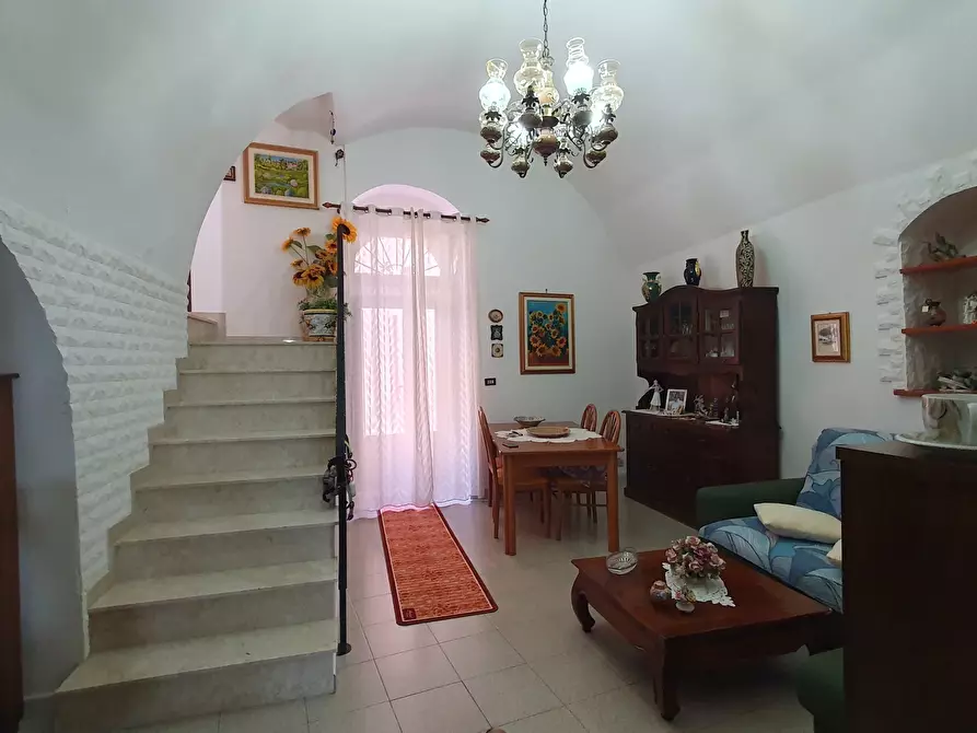 Immagine 5 di Porzione di casa in vendita  a Ragusa