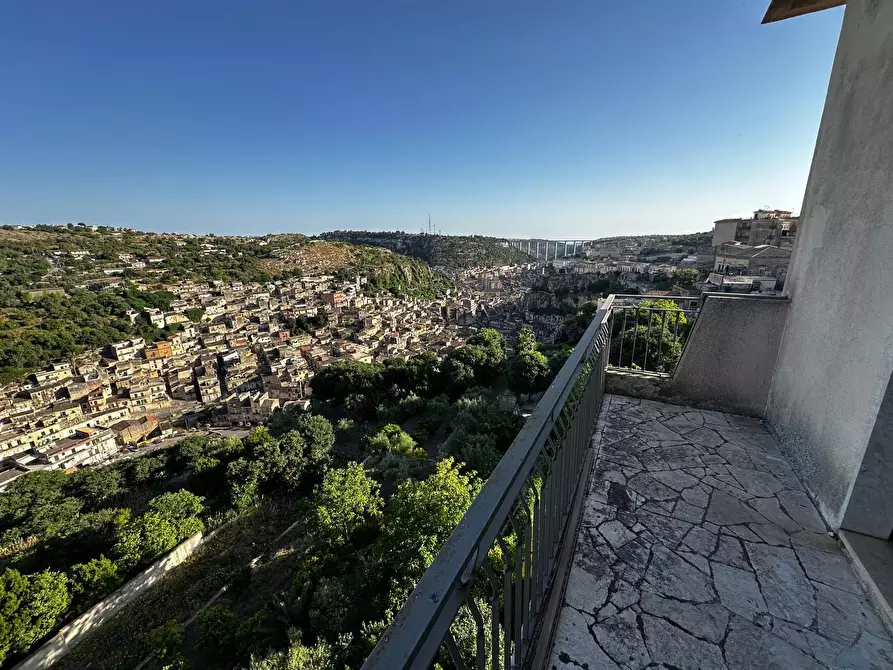 Immagine 1 di Appartamento in affitto  in VIA FONTANA 64 a Modica