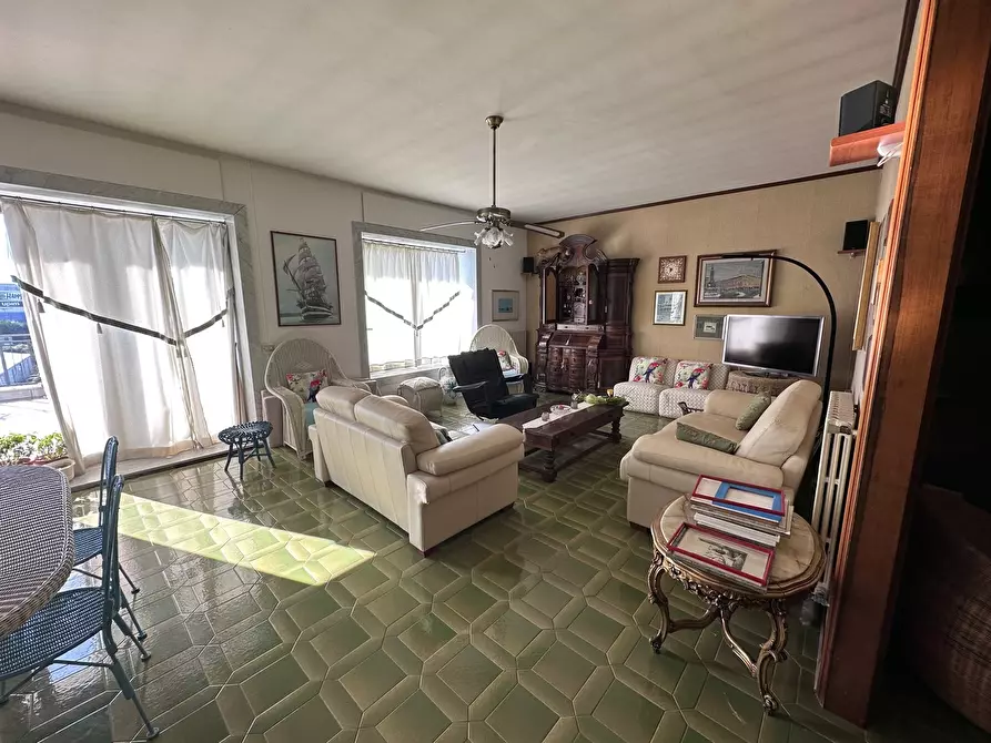 Immagine 4 di Appartamento in vendita  a Modica