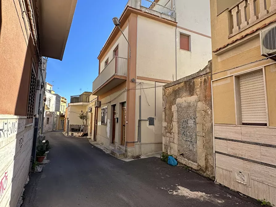 Immagine 1 di Porzione di casa in vendita  in Via Guglielmo Marconi a Pozzallo