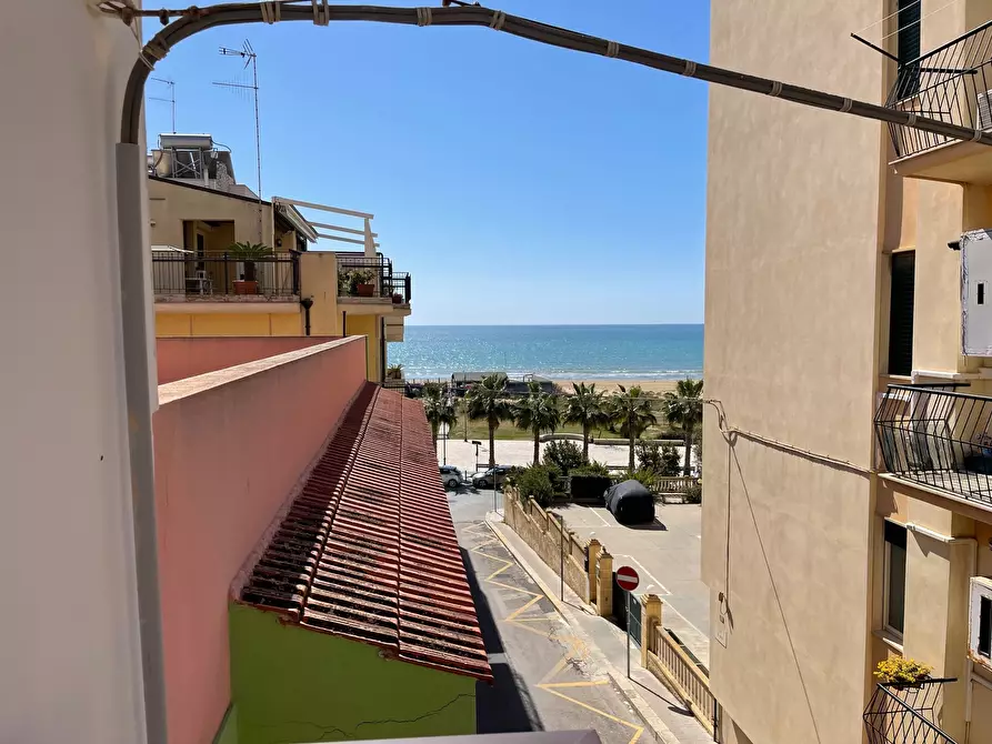 Immagine 14 di Porzione di casa in vendita  in via carlo pisacane a Pozzallo