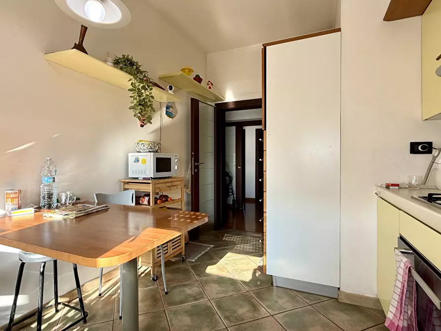 Immagine 16 di Pentalocale in vendita  in Via Allende 23 a Bologna