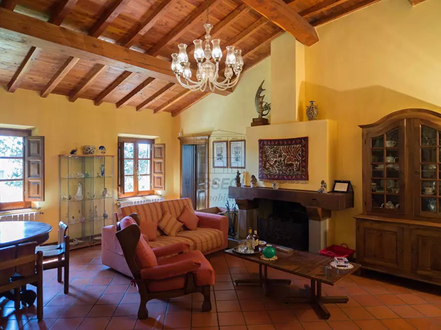 Immagine 11 di Rustico / casale in vendita  in Via della Chiesa di Gragnano 24 a Capannori