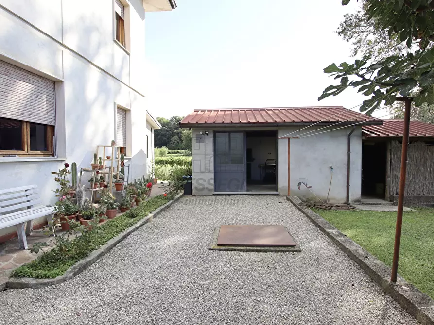 Immagine 32 di Casa indipendente in vendita  in Via Vecchia Pesciatina in Gragnano a Lucca