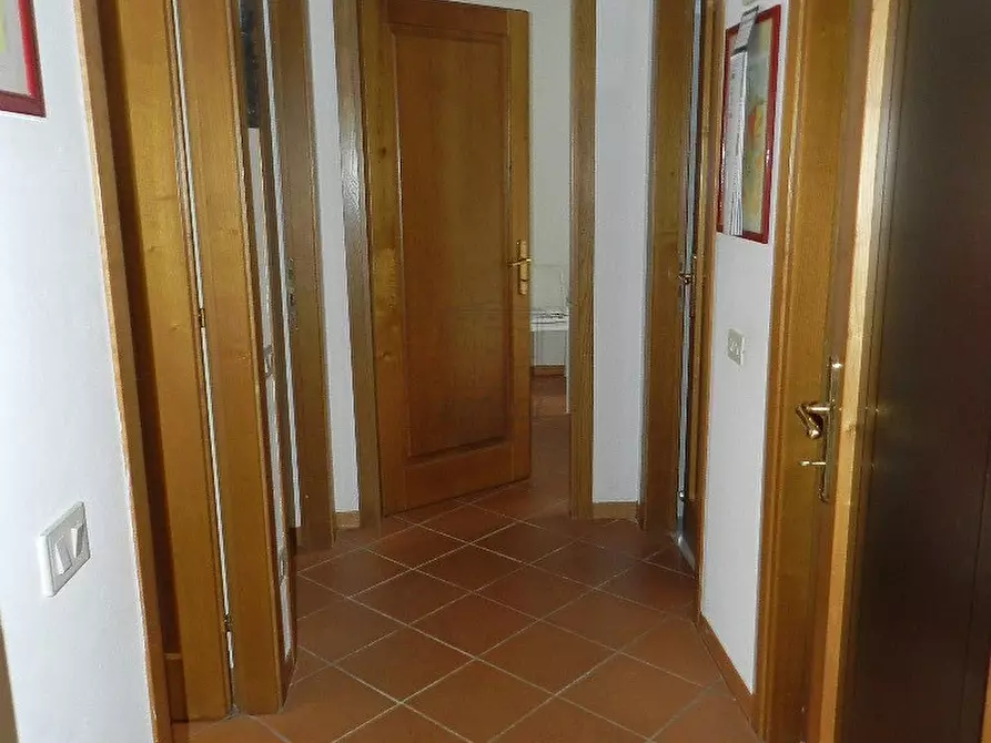 Immagine 2 di Appartamento in vendita  in Via di Tiglio 524 a Lucca