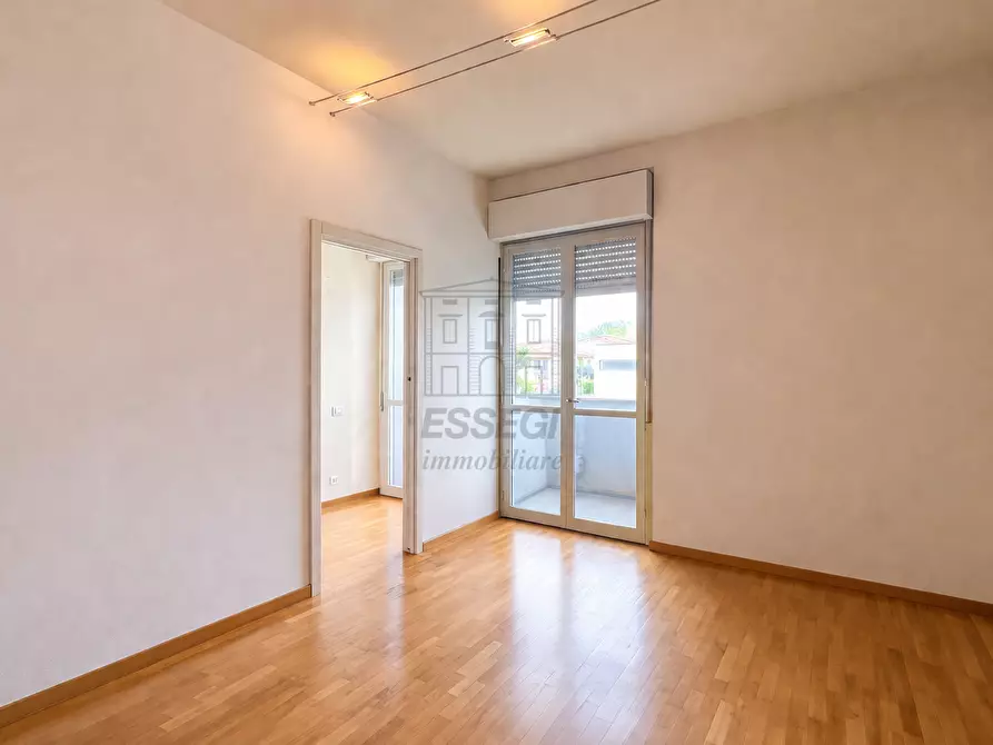 Immagine 1 di Appartamento in vendita  in Via San Marco 555 a Lucca