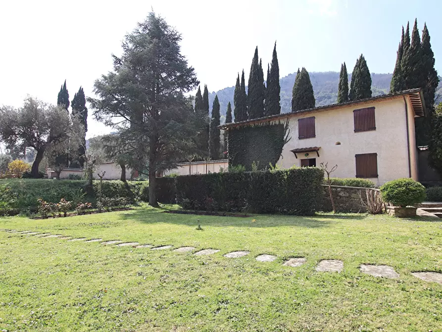 Immagine 40 di Rustico / casale in vendita  in Via di Villa Gaia 508 a Lucca