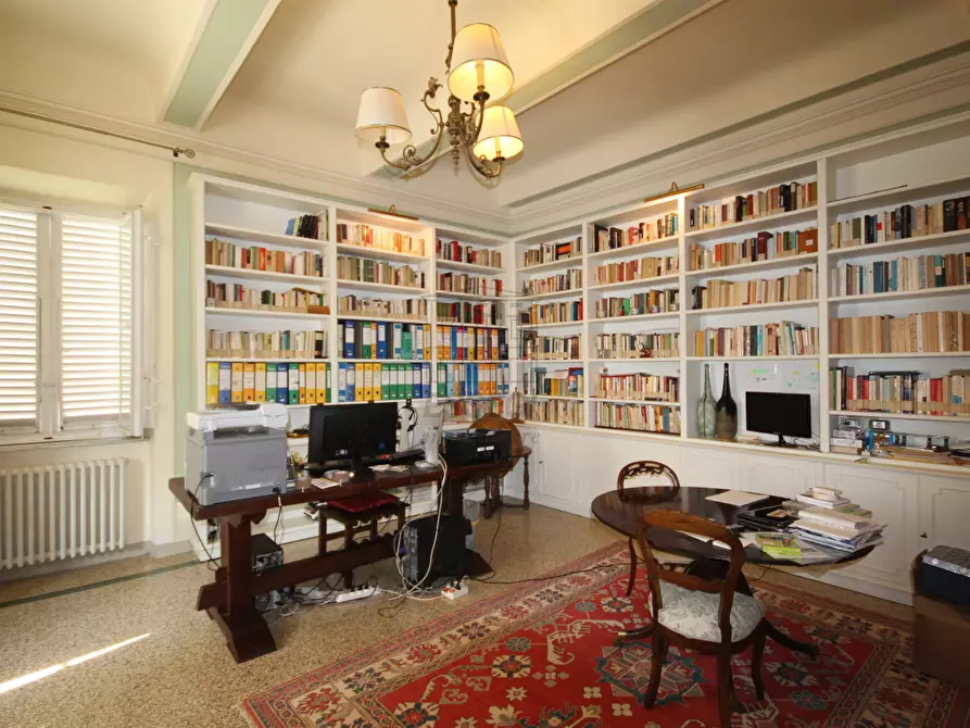 Immagine 19 di Villa in vendita  in Via della Chiesa VII 351 a Lucca