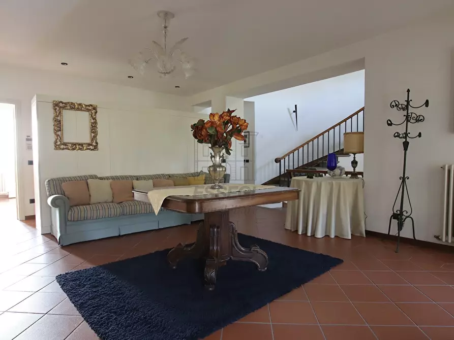 Immagine 19 di Villa in vendita  in Via del Cimitero di Ciciana a Lucca