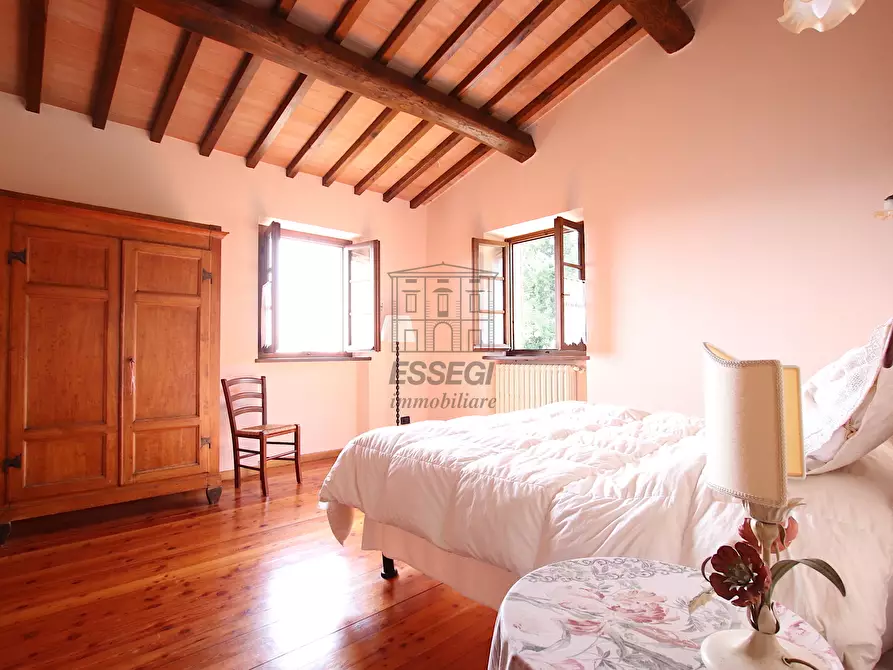Immagine 20 di Bed & Breakfast in vendita  in Via San Gemma Galgani 4 a Pescaglia