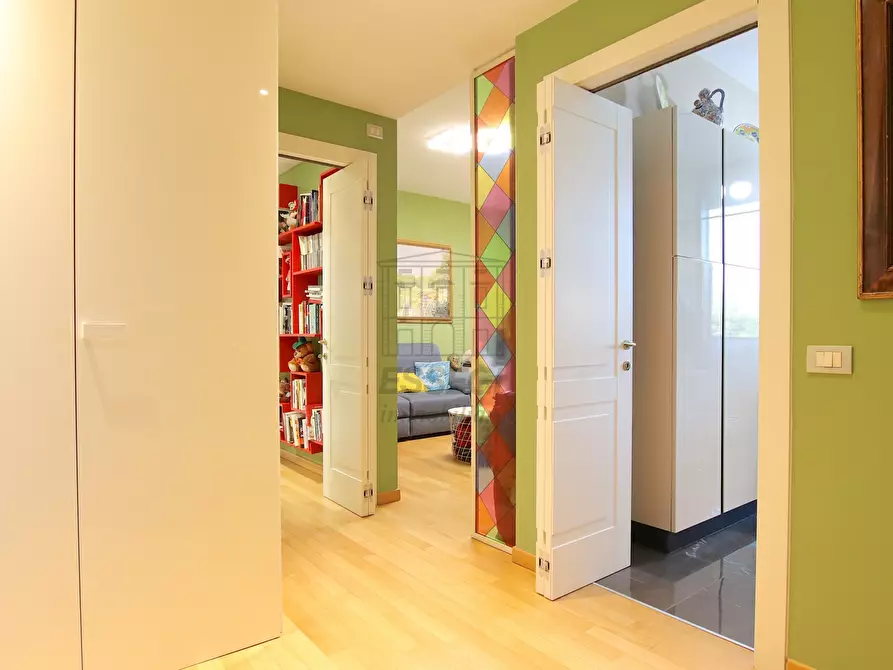 Immagine 2 di Appartamento in vendita  in Piazza della Croce 49 a Lucca